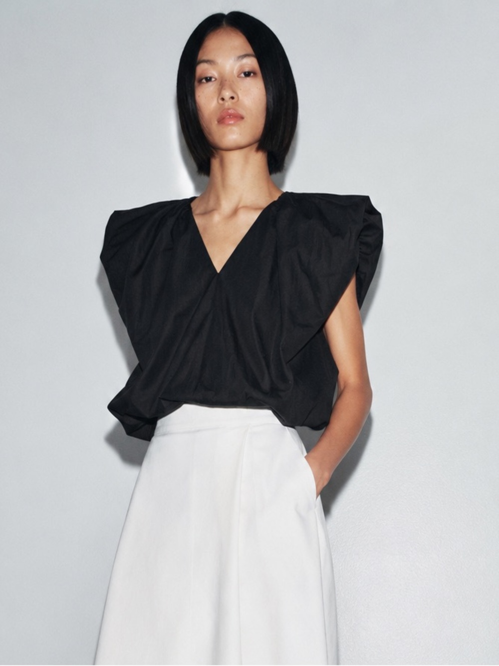 ZARA Black Sleeveles Poplin Bubble top with gathered hem S NWT